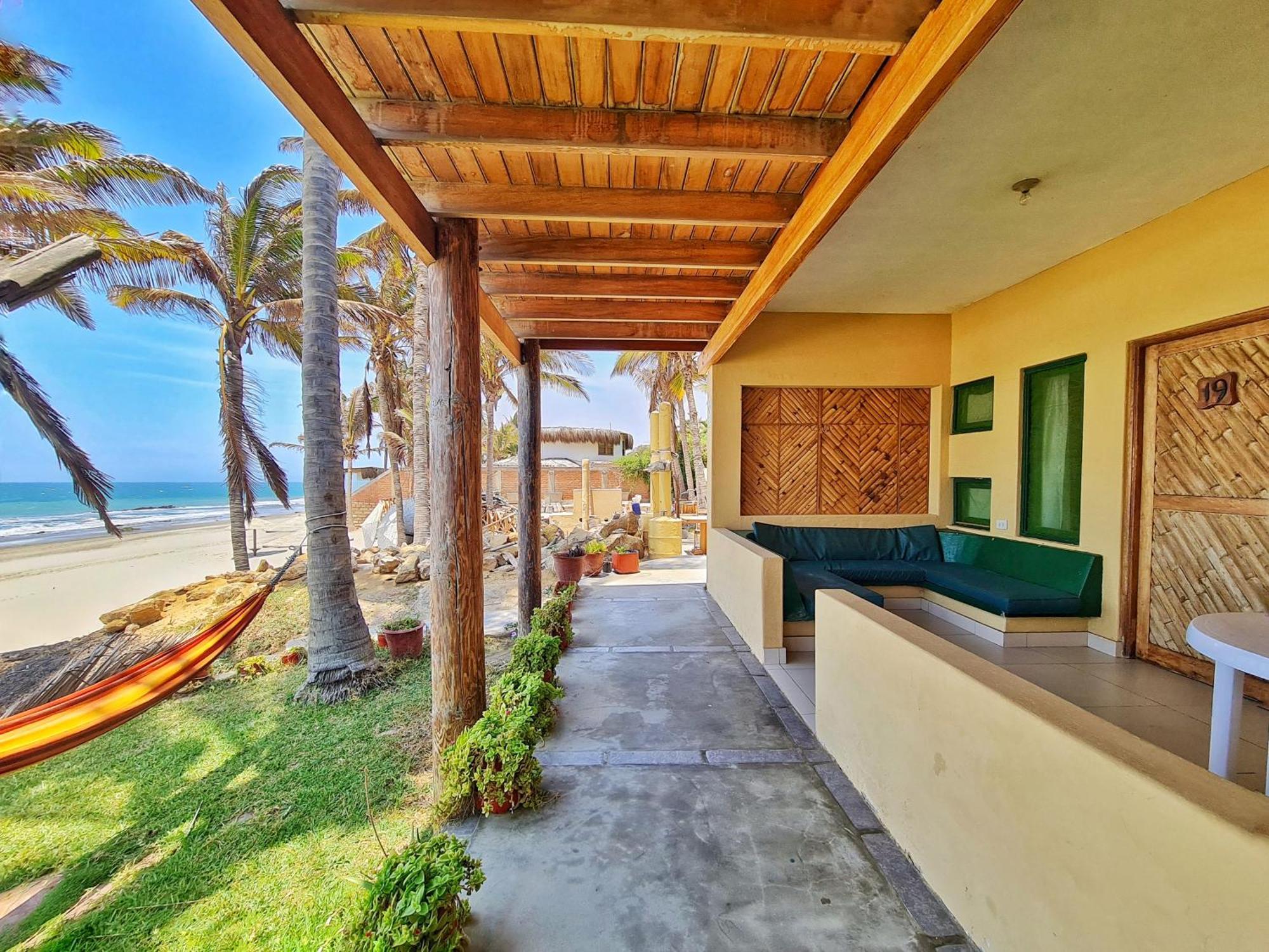 Mancora Beach Hotel (Adults Only) Exterior photo