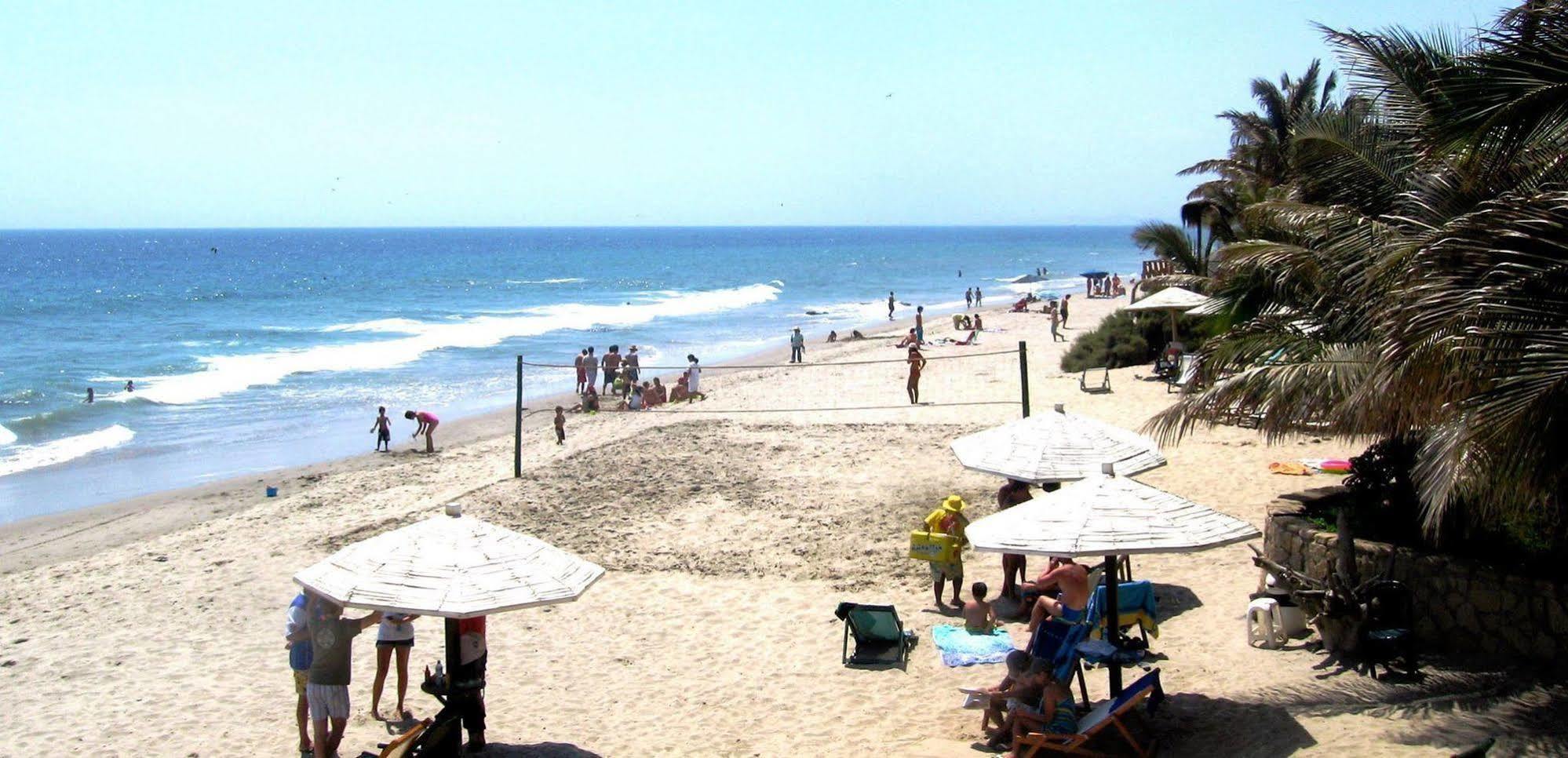 Mancora Beach Hotel (Adults Only) Exterior photo